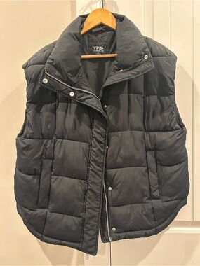 YPB Black Quilted Sleeveless Puffer Vest